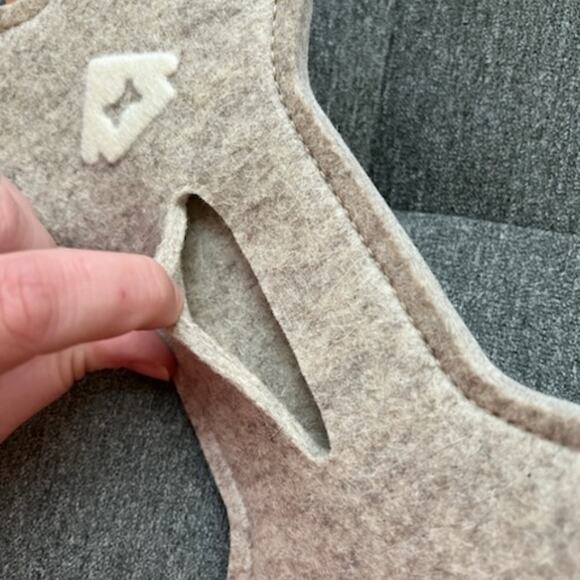 Wool Pooch Pouch Waste Bag Dispenser, Oatmeal Color, Functional Decor, Dog, Pet - Picture 4 of 6